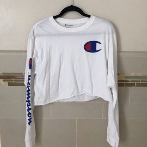Cropped champion white shirt